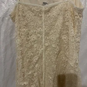 Kimchi Blue Cream Liliana Lace Midi Dress Size Medium $89 thumbnail 5