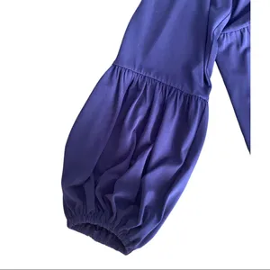 Michael Kors Blouse with elegant balloon sleeves elegant design on the neck thumbnail 8