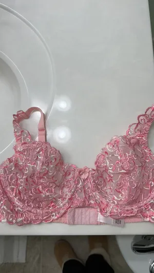 Victoria’s Secret pink lace heart Bra 36B thumbnail 7