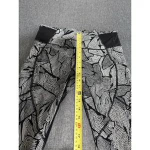 Lululemon Pace Rival Crop Leggings in Dottie Tribe Size 10 Running Gym Yoga thumbnail 7