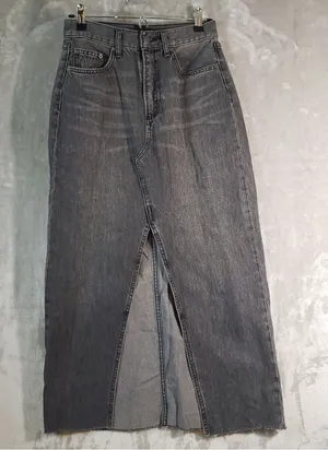 Denim Forum 90s Gray Denim Maxi Skirt Pockets Slit Zip Closure Women Size 26 thumbnail 1