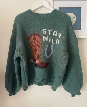 Pink Lily Stay Wild Sweater Boot Horseshoe Graphic Coastal Cowgirl Size Large thumbnail 1