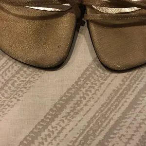 Stuart Weitzman Gold Strap Slingback Formal Heels Size 9 thumbnail 2