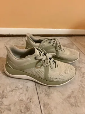 Lululemon Chargefeel Low Women’s Workout Shoes in Light Sage/Green Fern/White thumbnail 3