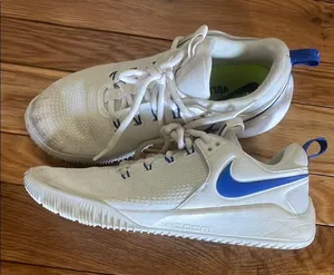Nike White Volleyball Sneakers with Blue Accents size W9 thumbnail 2
