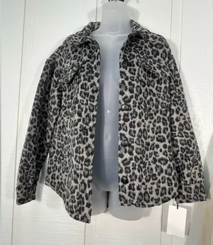 Bagatelle Gray Animal Print Wool Button Down Shacket Size XS EUC thumbnail 1