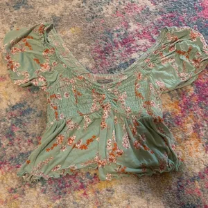 Urban Outfitters Top thumbnail 2