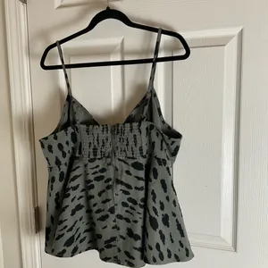 NWT Scoop Leopard Print Denim Peplum Top - Herbal Olive Green Plus Size XXL thumbnail 9