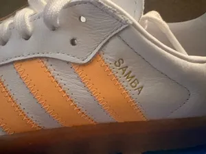 Adidas Sambae J’s White w/ Orange Size 7Women thumbnail 3