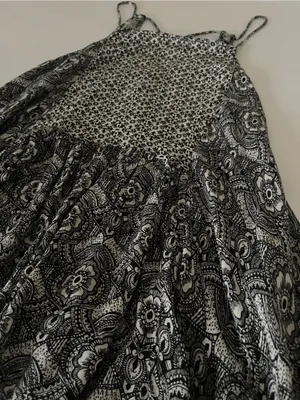 Abercrombie & Fitch Off-White & Black Paisley Handkerchief Hem Cami Top Size L thumbnail 8