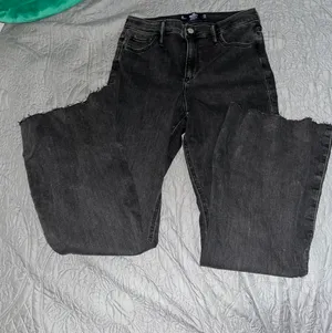 Hollister High Rise Flare Jeans thumbnail 1