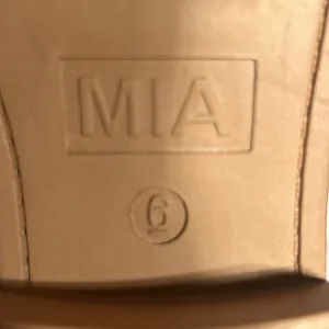 MIA Women's Brown Leather Over the Knee Boots Side Zip‎ Block Heel Size 6 thumbnail 9
