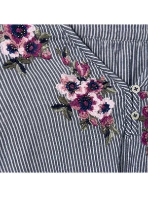 Abercrombie & Fitch Embroidered Striped Peasant Blouse Size Medium thumbnail 4