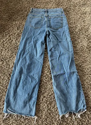 Wide-Leg Vervet Jeans thumbnail 2