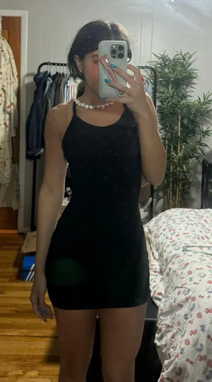Dress thumbnail 1