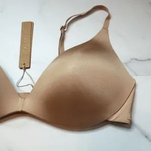 NWT Skims Wireless Form Super Push-Up Bra thumbnail 3