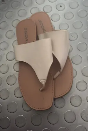 Soda Flip-Flops thumbnail 1