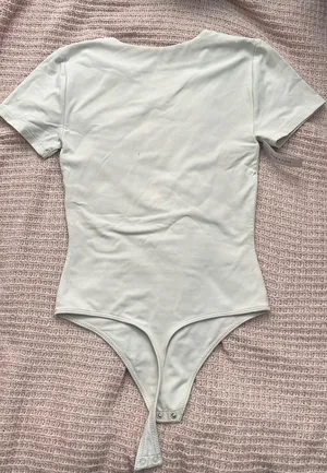 Aritzia Babaton Contour Bodysuit thumbnail 2