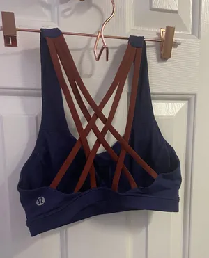 Sports Bra thumbnail 2