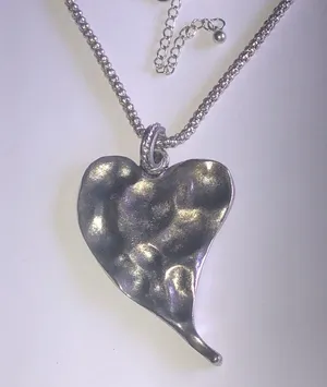 Silver Tone Retro Boho Heart Pendant Necklace thumbnail 1