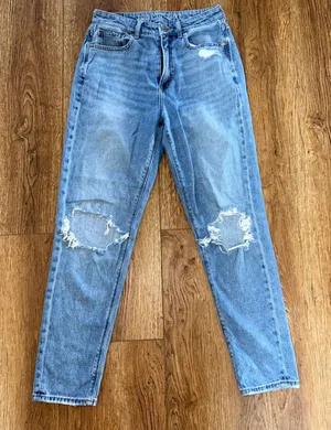 American Eagle Distressed Mom Jeans Size‎ 2 High Rise Stretch Waistband boho thumbnail 1