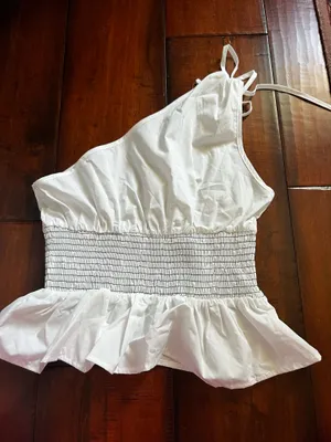 Boutique Top thumbnail 4