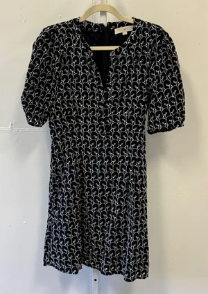 LOFT Black White Embroidered V-Neck Puff Sleeve Mini Sheath Dress Size 6 Casual thumbnail 1