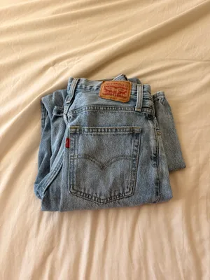 Levi's 94 baggy jeans  thumbnail 3