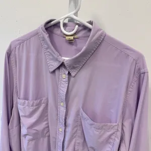 Duluth Trading Co Women's 2X Lavender Button Down Long Sleeve Pocket Shirt thumbnail 4