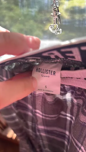 Hollister pj bottoms thumbnail 2