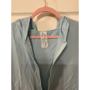 Sadie & Sage Baby Blue Sport Spice Nylon Hooded Windbreaker Jacket, M thumbnail 6
