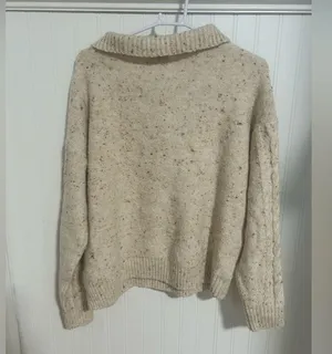 Old Navy Womens Speckled Button-Front Cable-Knit Sweater thumbnail 3