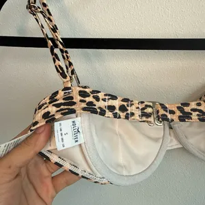 Hollister Bikini Top thumbnail 4