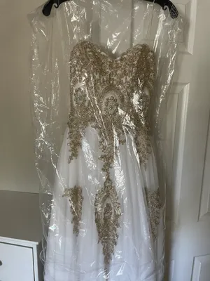 Ball Gown White Size 2 thumbnail 11