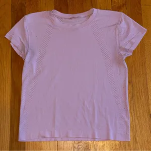 LULULEMON Swiftly Tech‎ Short Sleeve Race Length Tee Shirt Pink size 4 thumbnail 1