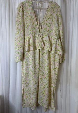 Topshop Pink and Green Floral Dress Size 10 maternity thumbnail 3