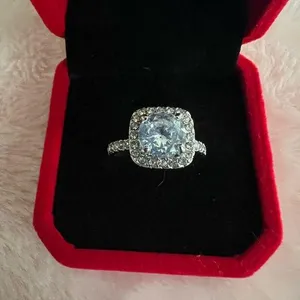 Gorgeous Stainless Steel Silver 1.5 Carat Princess Cut Cubic Zirconia Ring SZ 7 thumbnail 1