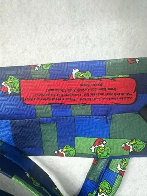 Dr.Seuss Brand Mens Tie Grinch Vintage Necktie Novelty Christmas Accessories thumbnail 6