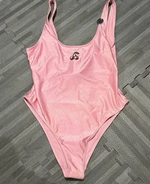 Pink swimsuit thumbnail 1