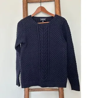 Land's End Cable knit sweater Size M thumbnail 1