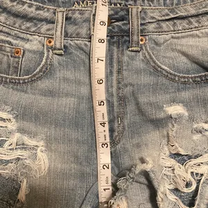 AMERICAN EAGLE Shorts Women’s Size 2 AE HI-RISE FESTIVAL Shorts Distressed thumbnail 8