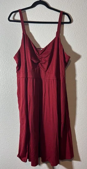 Pinup Fashion NWT Size 24W Burgandy Red Ruched Bodice Sleeveless Midi Dress thumbnail 1