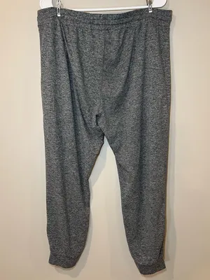 Vuori Performance Jogger in Heather Gray thumbnail 4