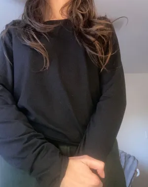 Hollister Top thumbnail 1