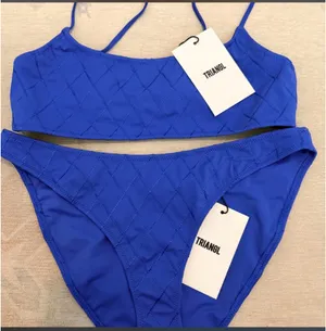 Triangl Swimsuit Bikini Set thumbnail 2