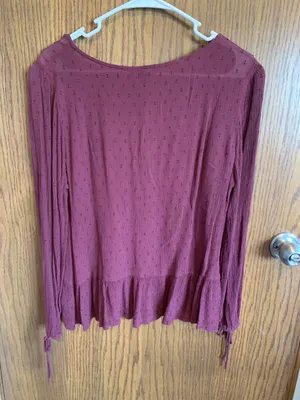 American Eagle Flowy Top thumbnail 2