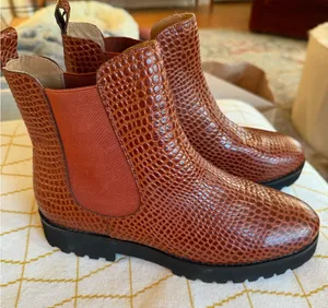 Andre Assous Textured Lug Sole Ankle Boots Peggy Chelsea Booties New 8.5 thumbnail 1