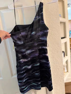 NWT Guess one shoulder mini dress w/pockets womens size 3 thumbnail 2