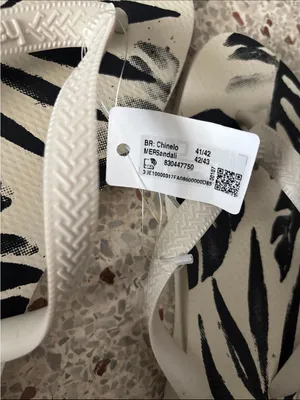 NWT Havaianas Aloha Flip Flops size 9/10 thumbnail 2