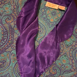 Vintage Victoria's Secret‎ Paisley Purple Teal Silky Robe L Sleepwear Gold Label thumbnail 2